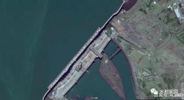 从谷歌地球上看世界10大水利枢纽,三峡大坝和伊泰普大坝哪个更美_2 从谷歌地球上看世界10大水利枢纽,三峡大坝和伊泰普大坝哪个更美_2