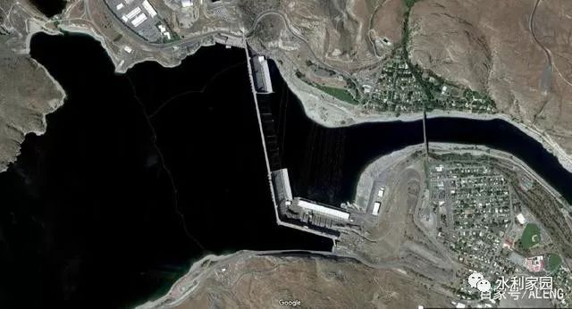 从谷歌地球上看世界10大水利枢纽，三峡大坝和伊泰普大坝哪个更美_7